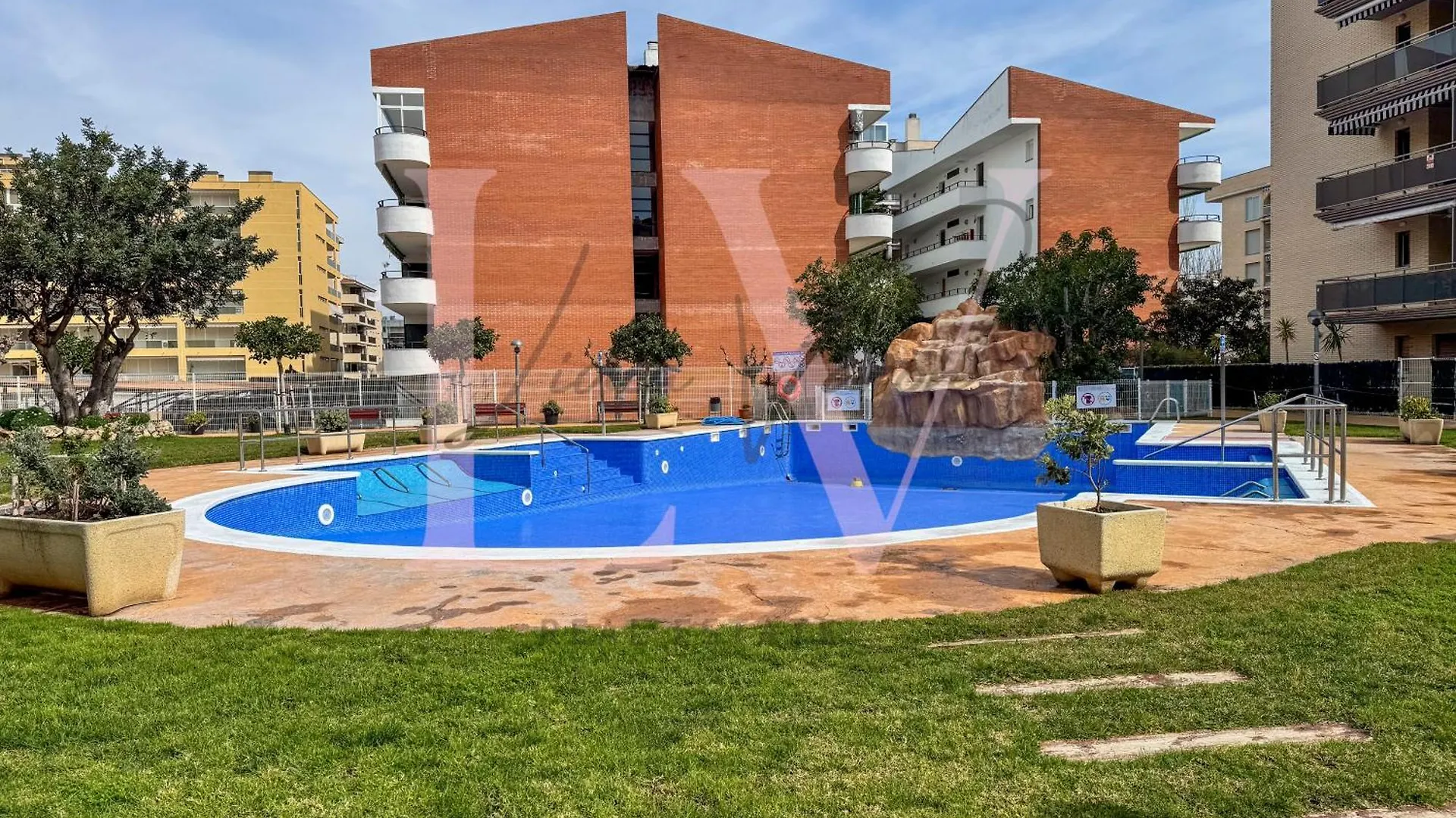 Lv Real Estate Maldivas III Apartment La Pineda 0*,