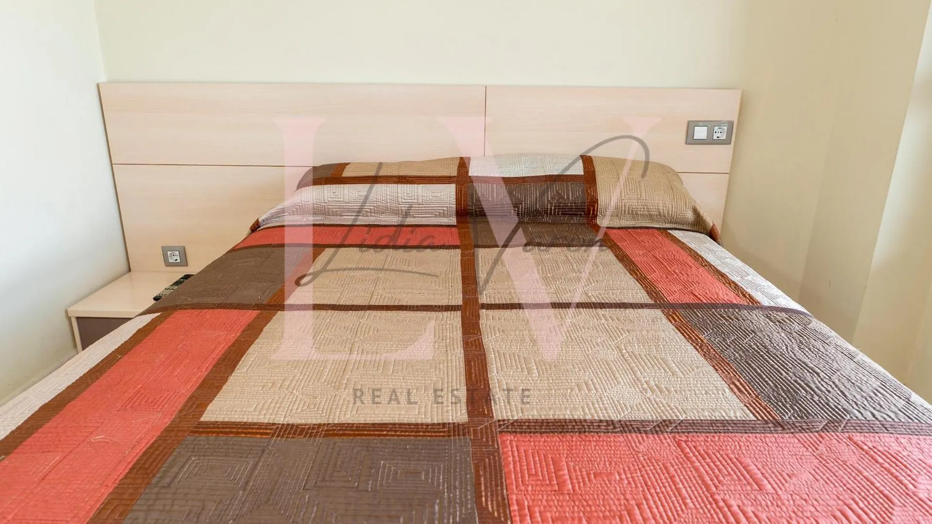 Lv Real Estate Maldivas III Apartment La Pineda 0*,  Spain